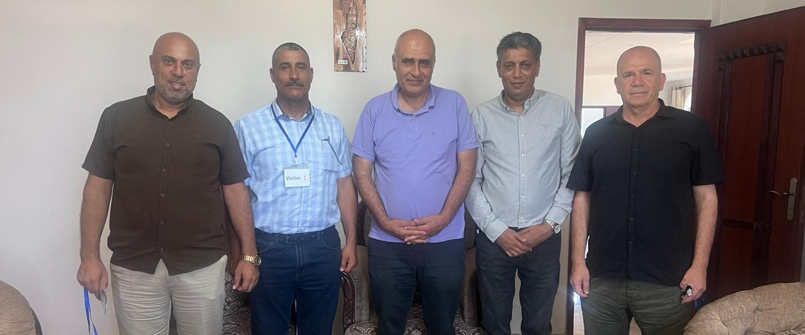 وزارة الزراعة: لجنة الطوارئ الزراعية العليا في المحافظات الجنوبية تبحث مع مدير برنامج الأمم المتحدة الإنمائي (UNDP) في قطاع غزة أولويات دعم القطاع الزراعي في القطاع.
