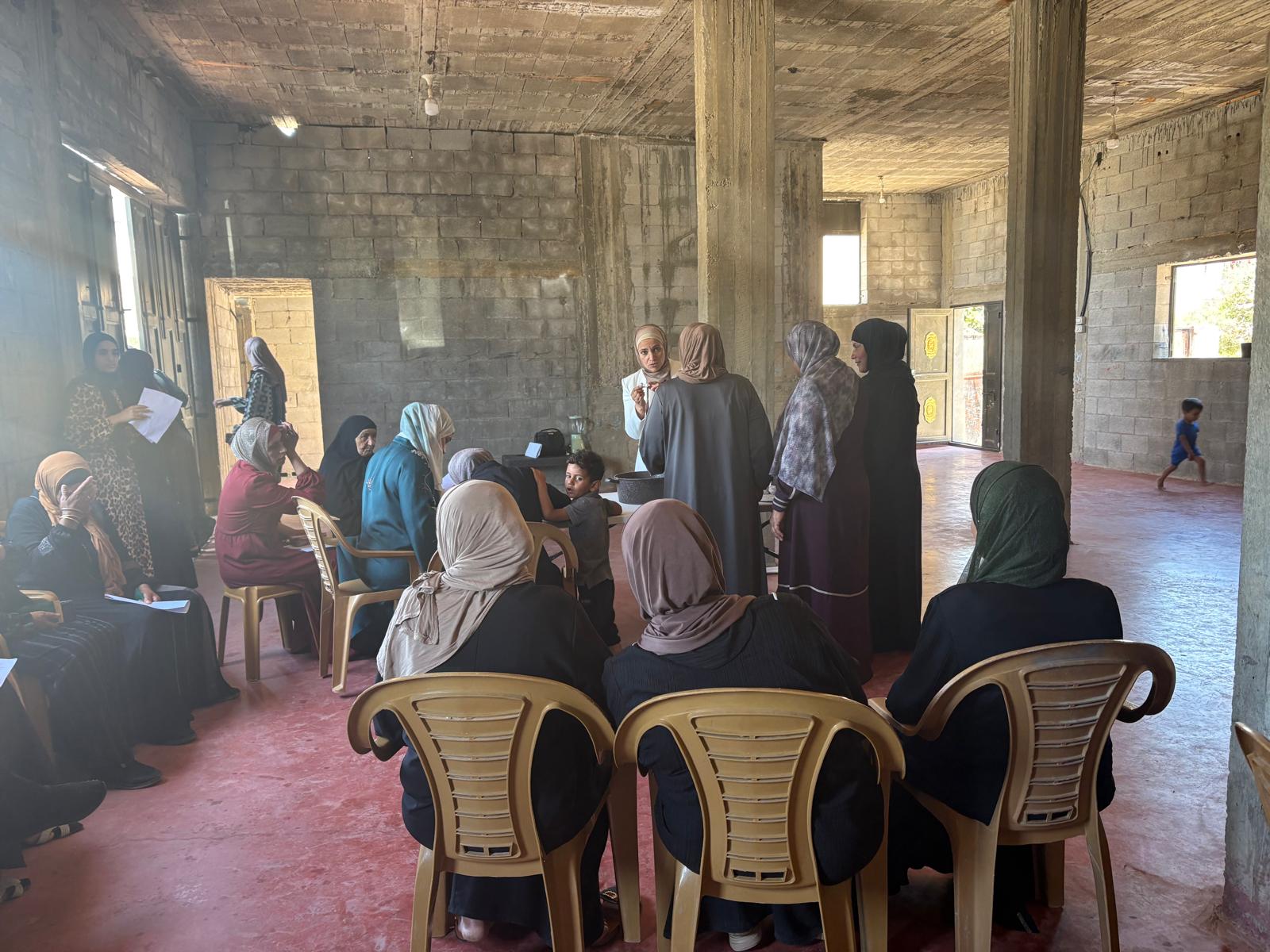 وزارة الزراعة: زراعة شمال الخليل تنفذ تدريباً لـ30 سيدة من حتا حول إدارة المزرعة والسلامة الصحية لمنتجات الألبان بالشراكة مع الفاو وبتمويل من الاتحاد الأوروبي.