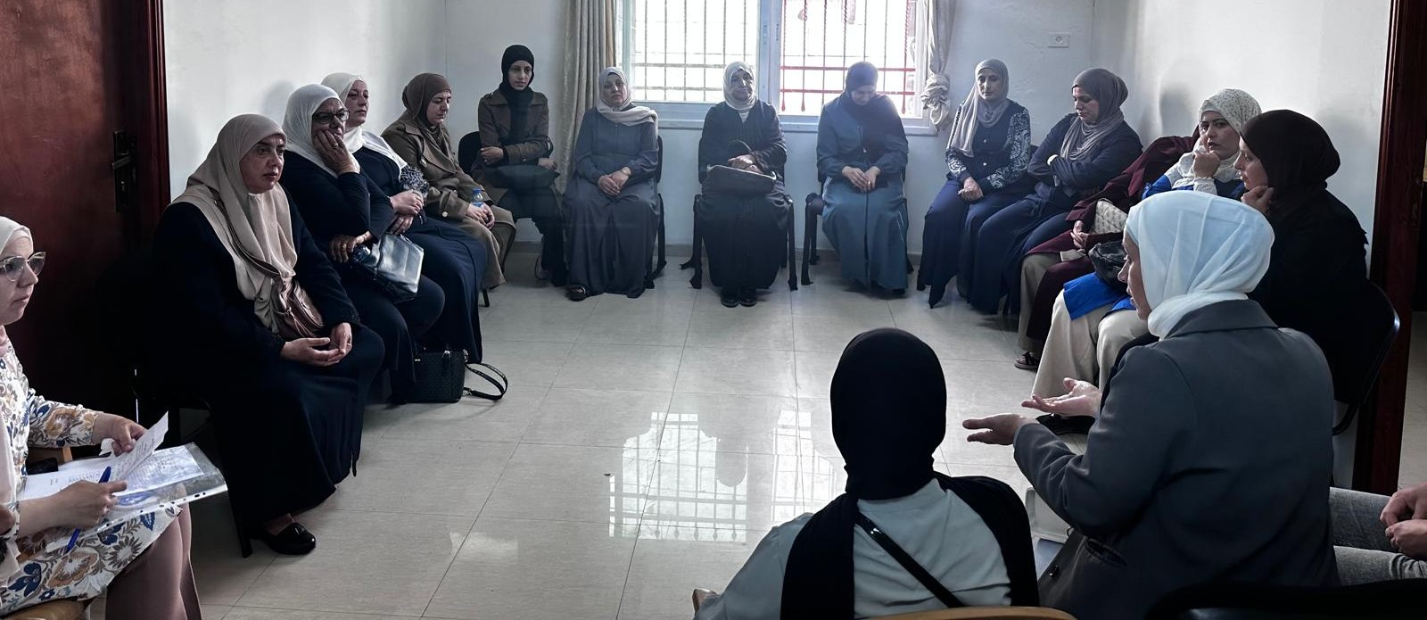 وزارة الزراعة: زراعة شمال الخليل تنفذ أنشطة المدرسة الحقلية للزيتون في سعير لـ15 مزارعة بالشراكة مع برنامج الأمم المتحدة الإنمائي (UNDP)