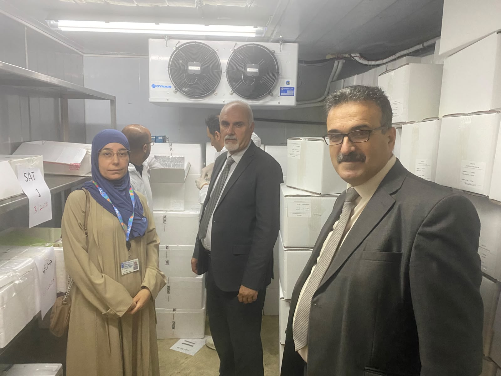 🔴 وزارة الزراعة: ضمن جهودها لتعزيز الصحة الحيوانية، وزارة الزراعة تتسلم 500 ألف جرعة من لقاح الحمى المالطية استعداداً لإطلاق حملة وطنية لتحصين الأغنام والماعز.