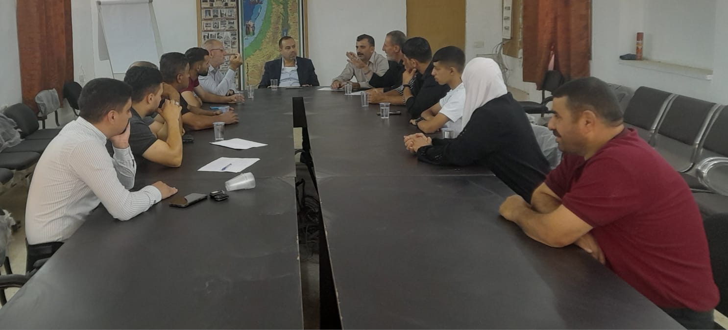 وزارة الزراعة: زراعة نابلس تعقد ورشة عمل حول تسويق العسل وحماية المنتج الفلسطيني بمشاركة 15 نحالاً متخصصاً.