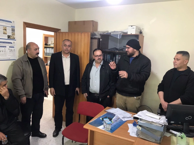 Ministry of Agriculture: North Hebron Agriculture Directorate, in partnership with the Land Research Center and the Creek Foundation for Social Development, held a training workshop in Halhul on raising laying hens