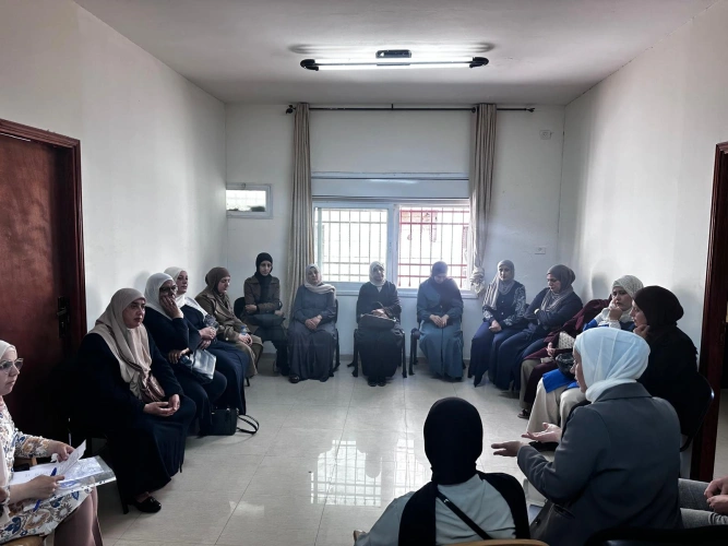 Ministry of Agriculture: North Hebron Agriculture  Directorate implements olive field school activities in Sa&rsquo;ir for 15 female farmers in partnership with the (UNDP).