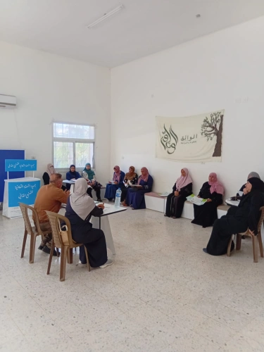 وزارة الزراعة: زراعة الخليل تنفذ تدريباً لـ 15 مزارعة من ترقوميا ضمن مشروع تعزيز مهارات وممارسات مربي الماشية الممول من الاتحاد الأوروبي والمنفذ من منظمة الأغذية والزراعة.