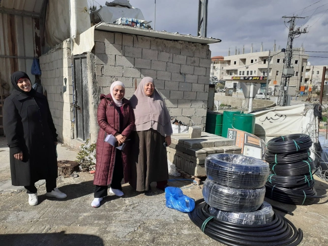 وزارة الزراعة توزع 24 شبكة ري بدعم من المنظمة العربية للتنمية الزراعية في بلدات شمال غرب القدس