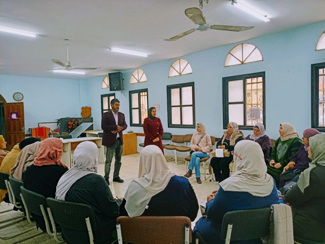 Ministry of Agriculture: Tulkarm Agriculture Directorate enhances women's beekeeping skills with a lecture on diseases and pests