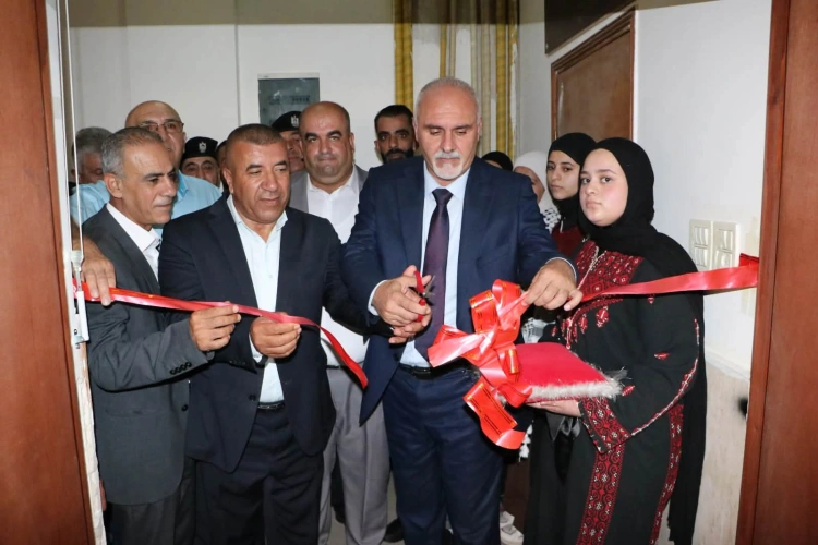 🔴 Ministry of Agriculture: Slaimiya opens Sa'ir Agriculture and Veterinary Department and distributes field equipment and agricultural grants to a number of female farmers participating in the Olive Field School.