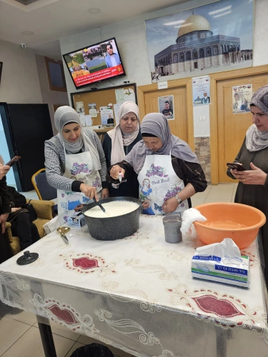 Ministry of Agriculture: Ramallah and Al-Bireh Agriculture Directorate conducts training on dairy and cheese manufacturing technology with the participation of 35 women at the headquarters of the Al-Lid Charitable Society