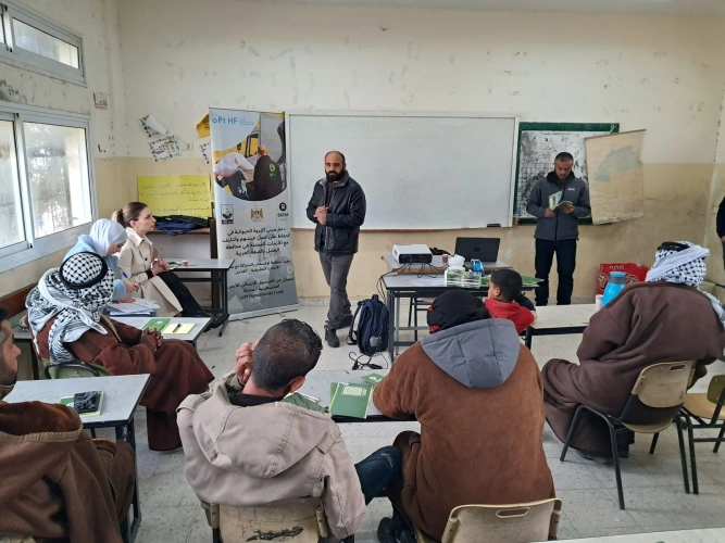 The Ministry of Agriculture and its partners carry out guidance lectures for livestock breeders in Yatta