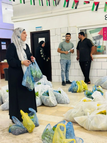 The Ministry of Agriculture, through Yatta Agriculture and Veterinary Department and in partnership with the Diakonia Foundation and Radio Helen, distributed 18,300 summer vegetable seedlings to 61 beneficiaries