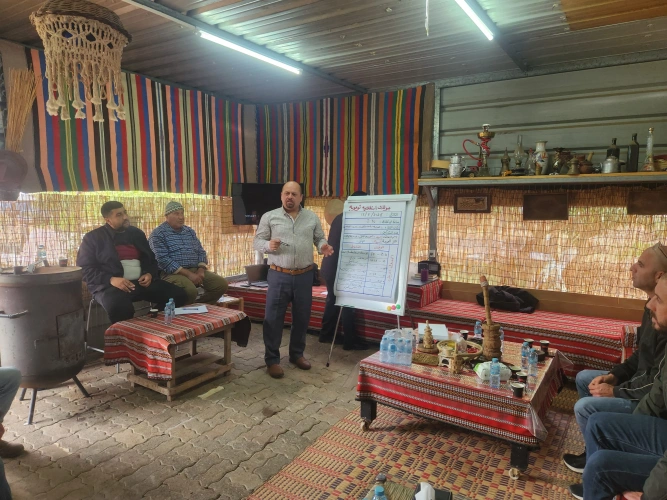 Ministry of Agriculture: Qalqilya Agriculture Directorate and JICA are conducting a specialized workshop within the (EVAP III) project for tree horticulture farmers behind the wall.