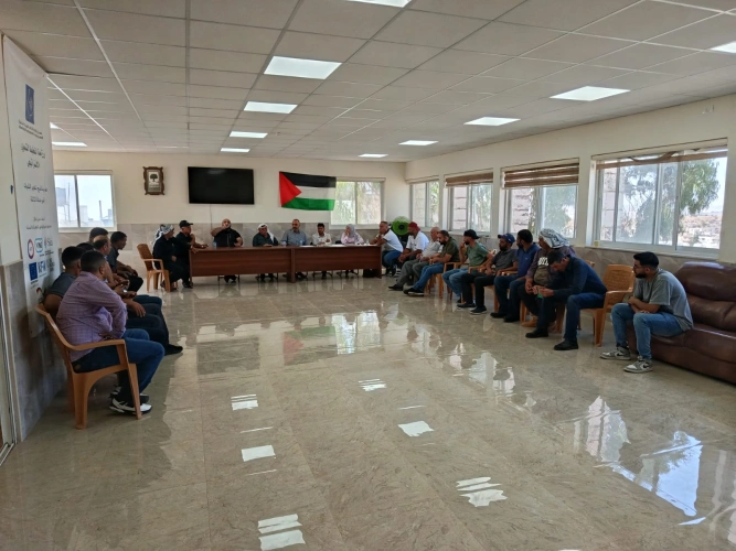 Ministry of Agriculture: Ramallah and Al-Bireh Agriculture Directorate, in cooperation with (FAO) and Deir Dibwan Municipality, organize an introductory meeting for the town’s farmers about the grant to support wheat and barley cultivation.
