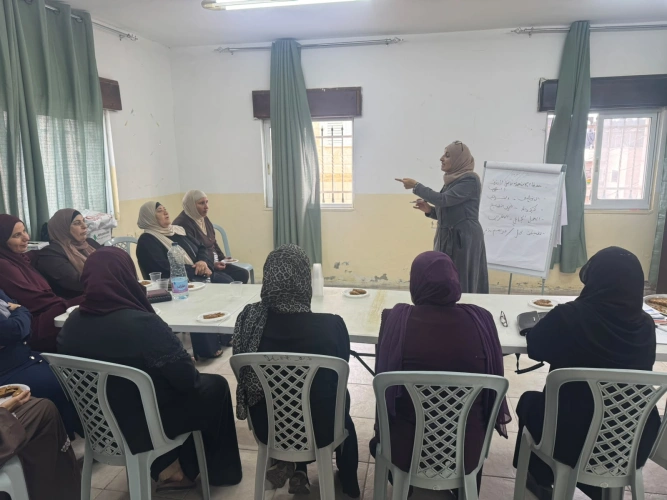 Ministry of Agriculture: Jerusalem Agriculture Directorate, in cooperation with JICA, conducts a training workshop on farm record-keeping for 15 beneficiaries in Al-Judeira.