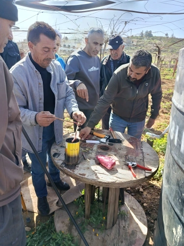 Ministry of Agriculture: Bethlehem Agriculture Directorate, in partnership with Agricultural Relief, is conducting field days to train 70 farmers on pruning and grafting grapes in Al-Khader and Jorat Al-Sham&rsquo;a