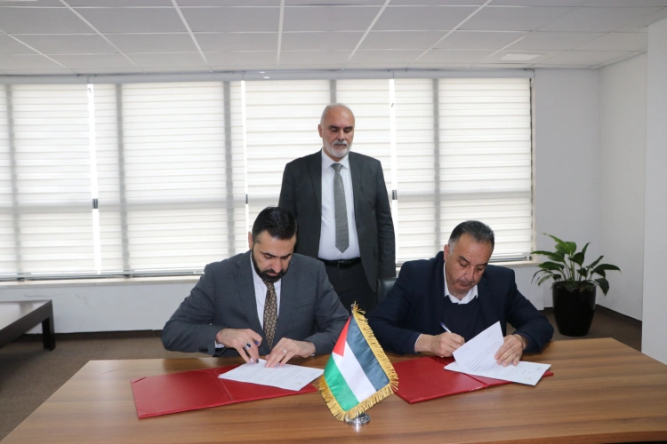 The Ministry of Agriculture and the Municipality of Al-Bireh sign a memorandum of understanding to establish a central forest nursery and support farmers
